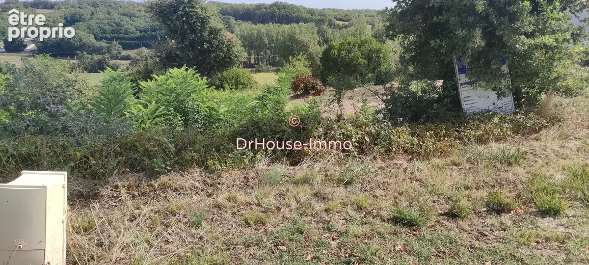 Terrain 1144 m² à Mauzac  - photo 2