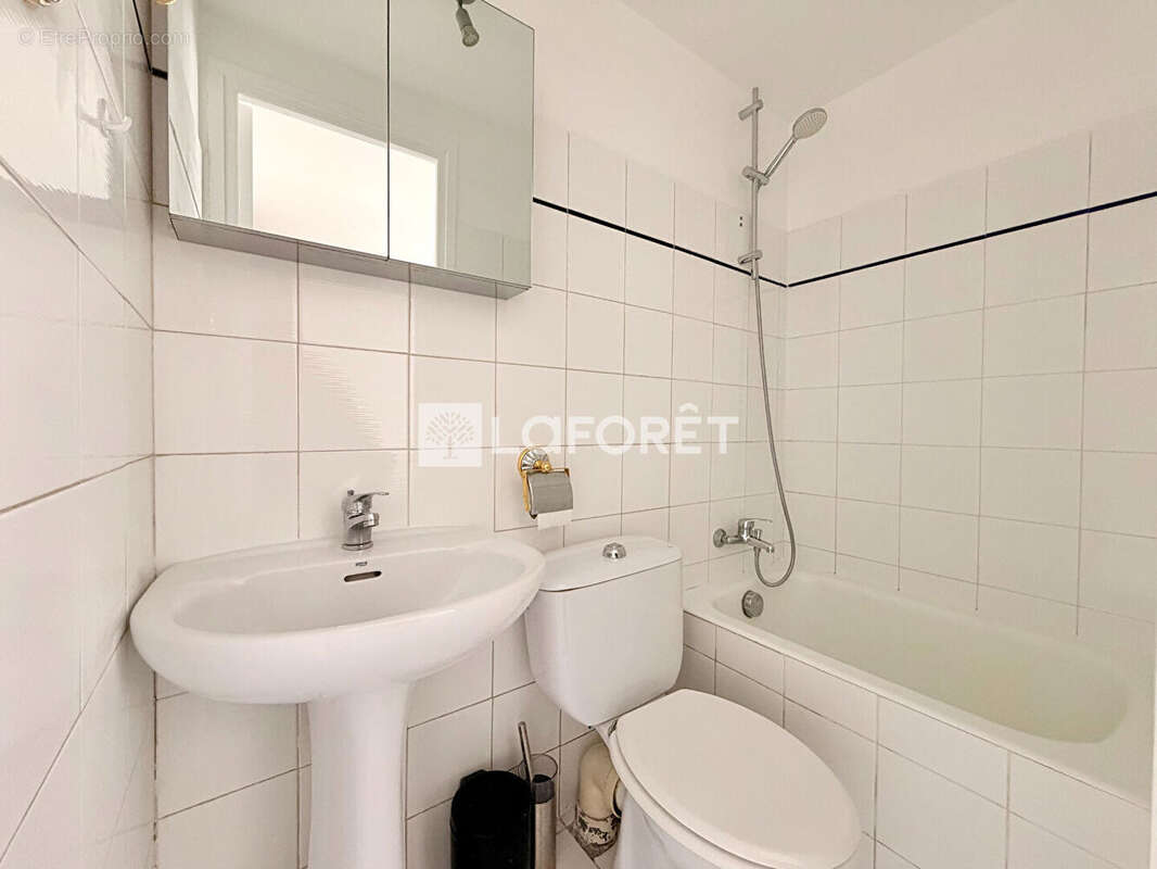 Appartement à PARIS-12E