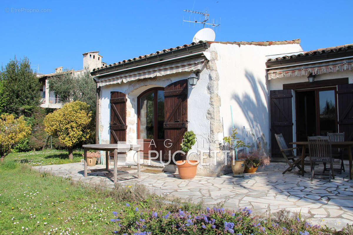 Maison 164 m² à Vence  - photo 3