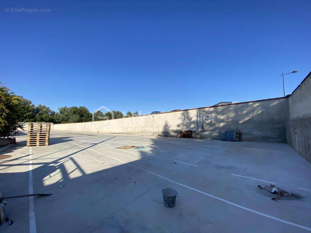 Commerce à CARCASSONNE