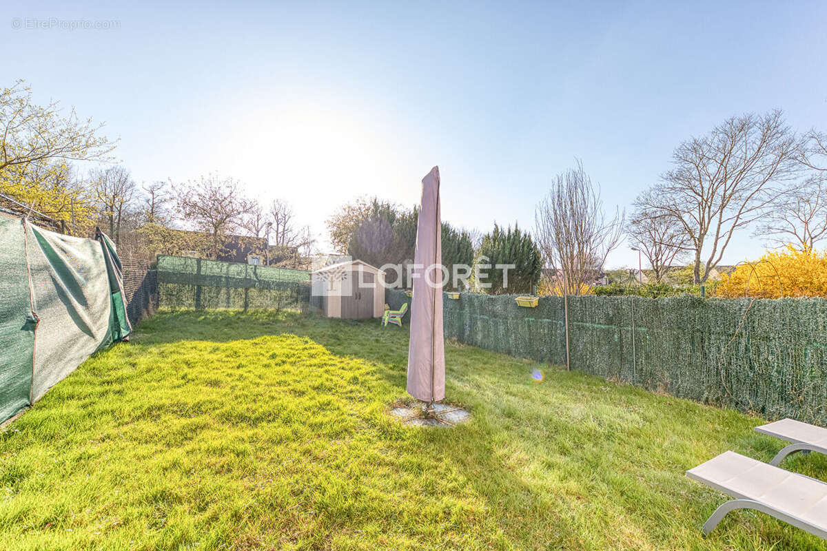 Maison à EMERAINVILLE