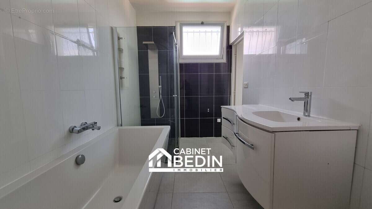 Maison 268 m² à Cornebarrieu  - photo 9