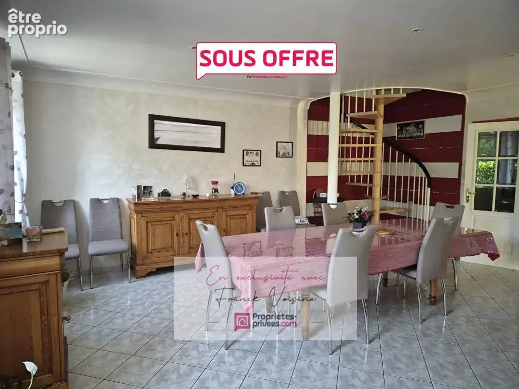 Maison à LES HERBIERS