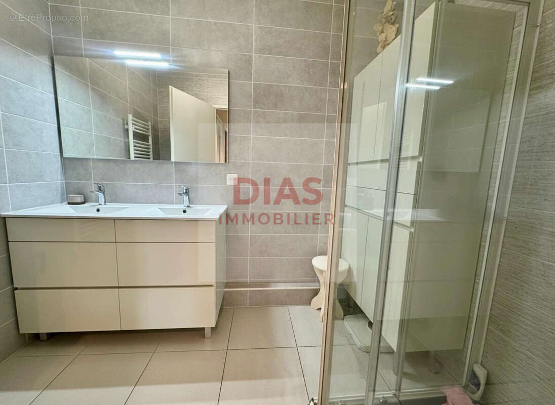 Appartement 65 m² à Pontault-Combault  - photo 7