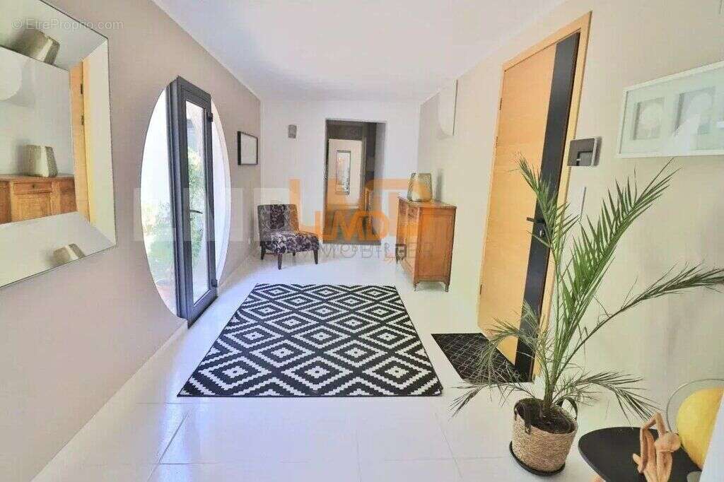 Maison à PUJAUT