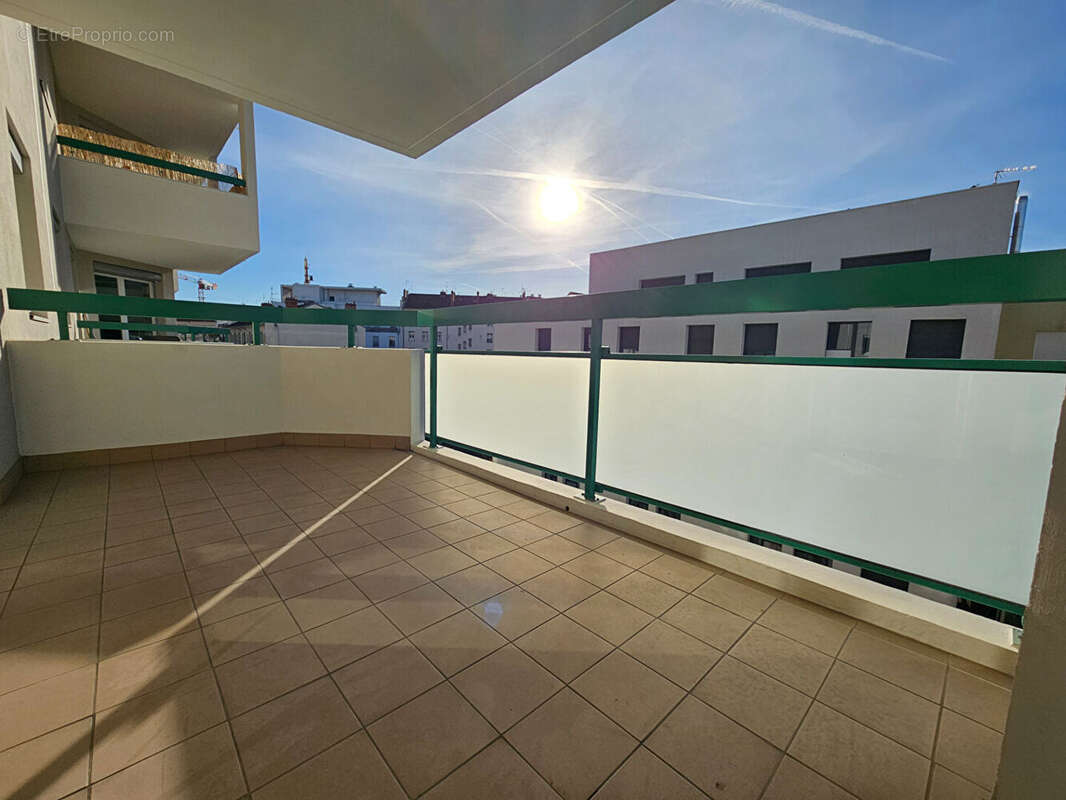 Appartement à LYON-7E