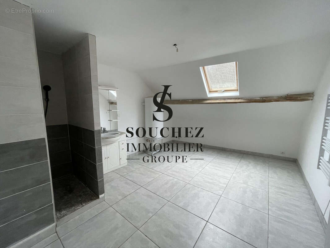 Appartement à ANNAY