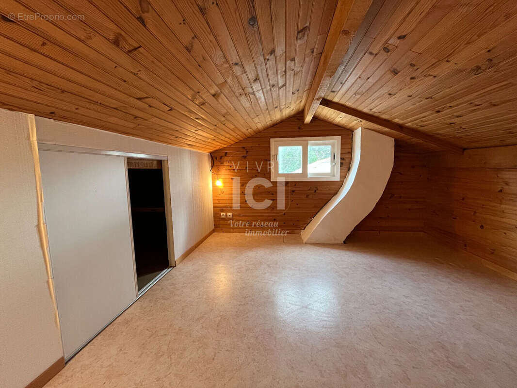 Maison à SAINT-MICHEL-CHEF-CHEF