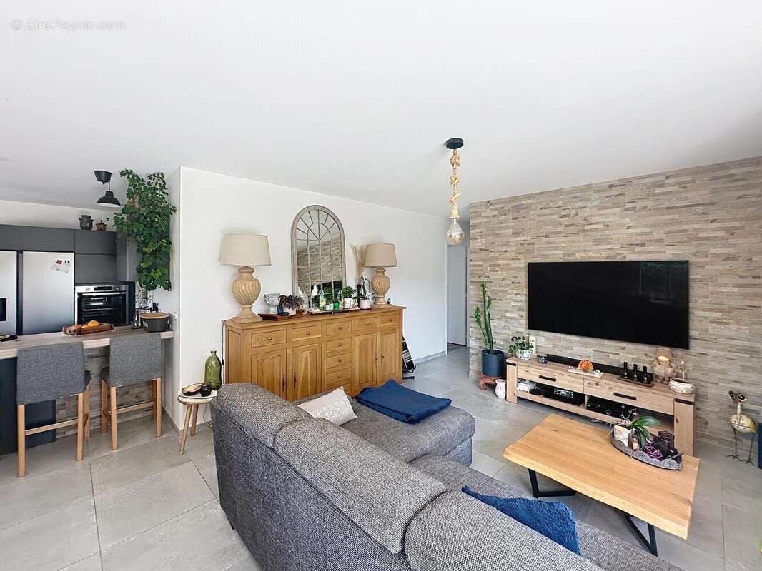Maison 95 m² à Creon  - photo 8