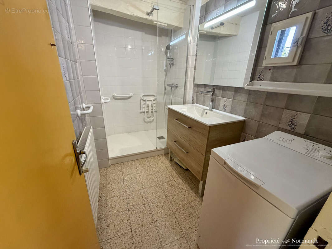 Maison à BEUZEVILLE