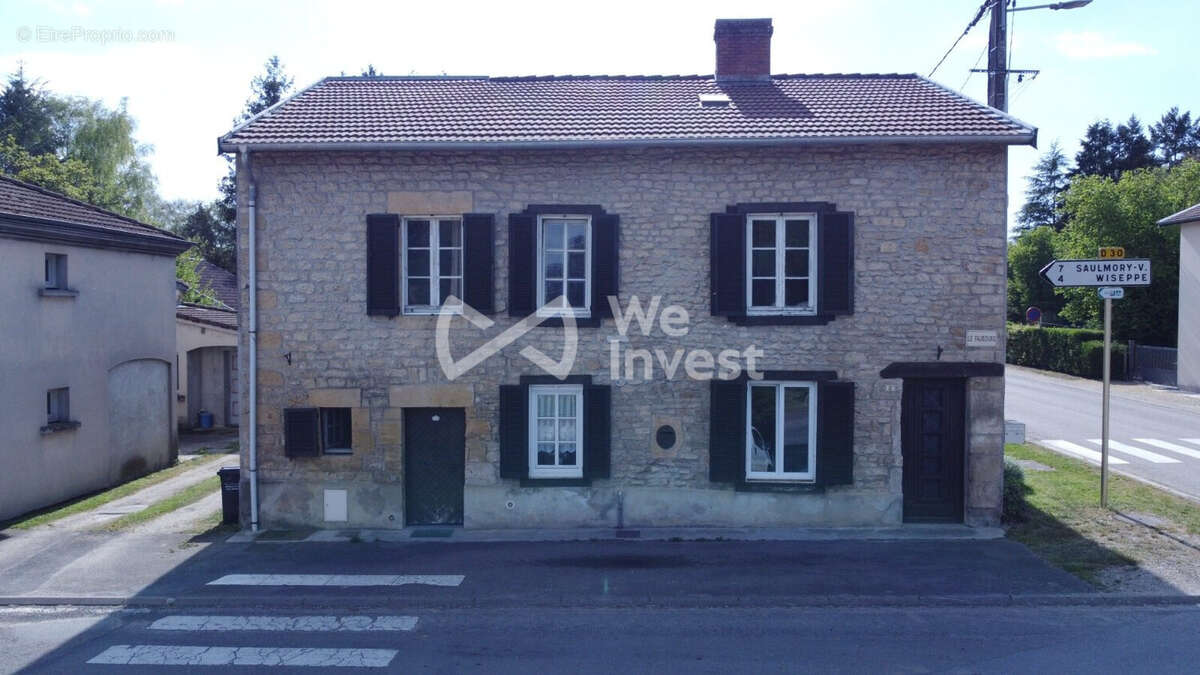 Maison à LANEUVILLE-SUR-MEUSE