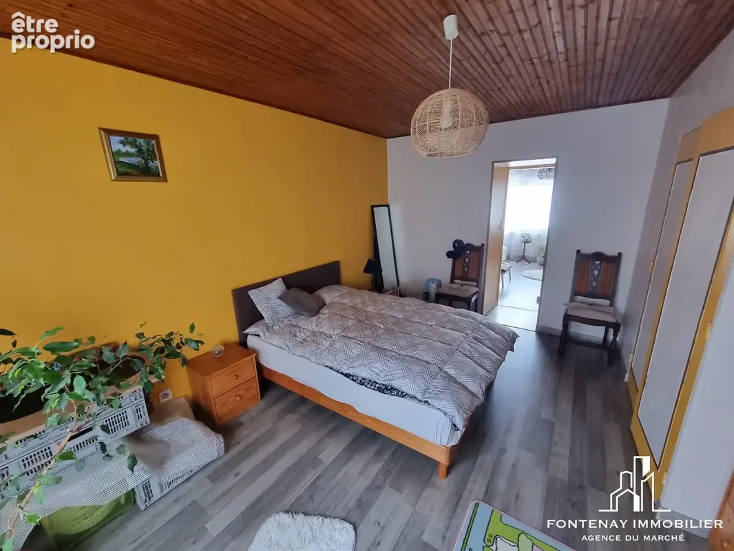 Maison 116 m² à Fontenay-Le-Comte  - photo 8