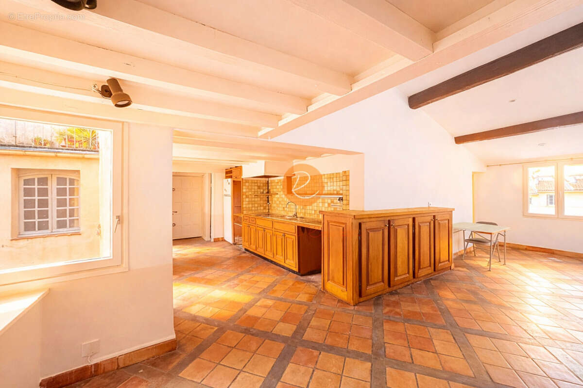 Appartement à AIX-EN-PROVENCE