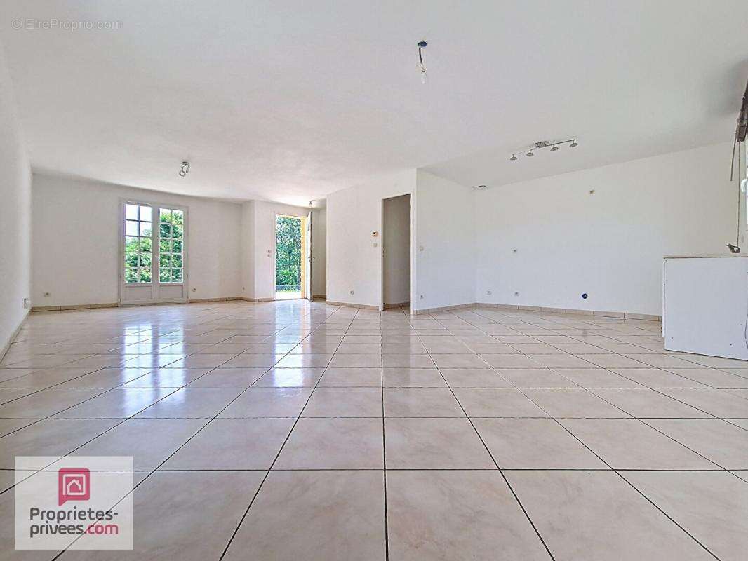 Maison à BREGNIER-CORDON