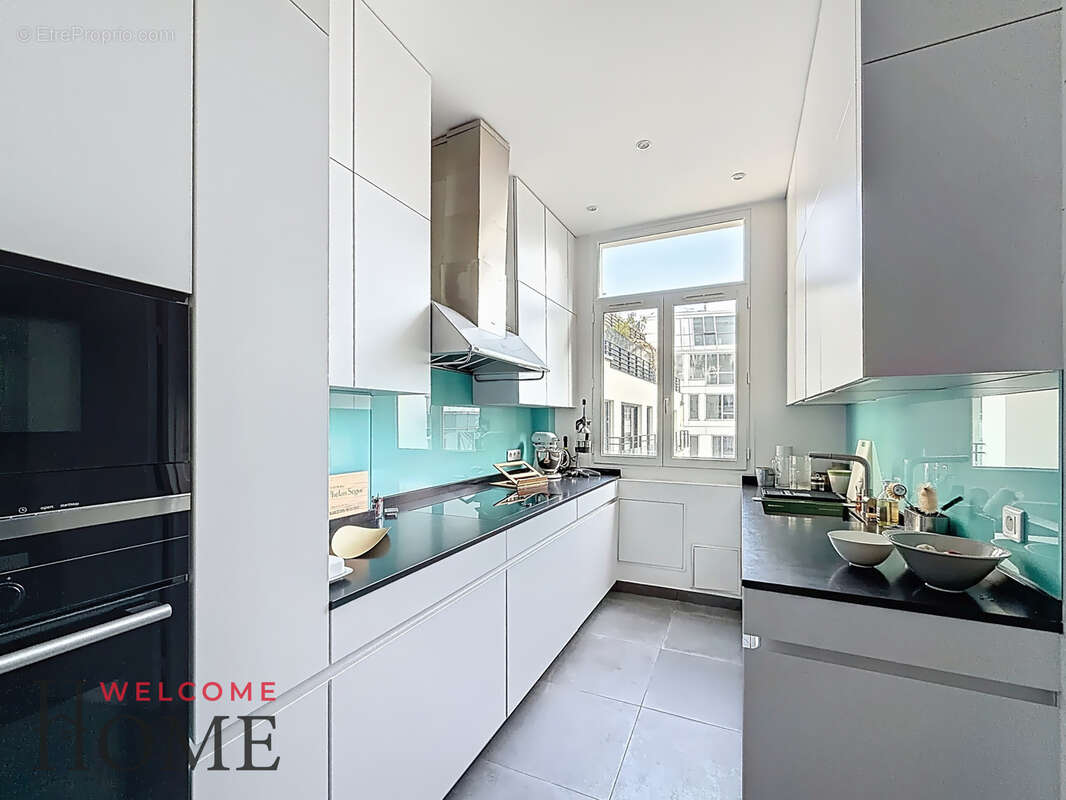 Appartement à PARIS-6E