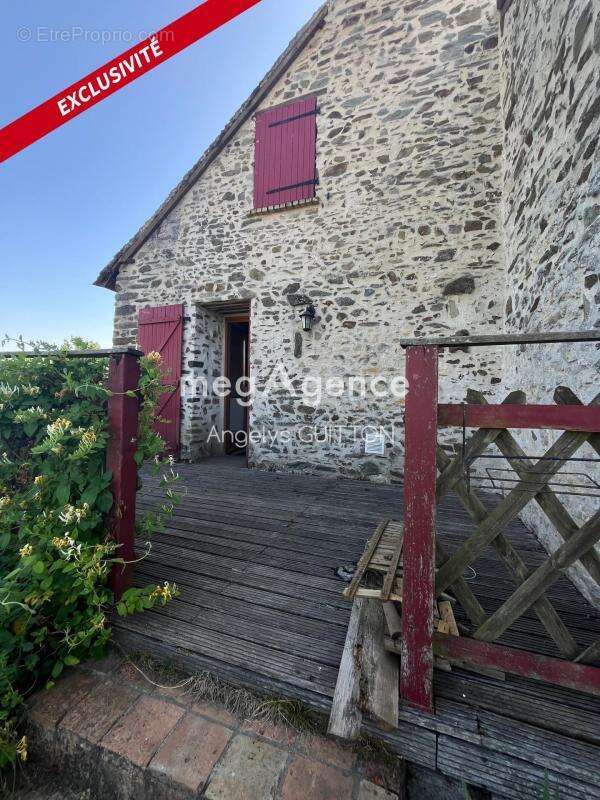 Maison à FRESNAY-SUR-SARTHE