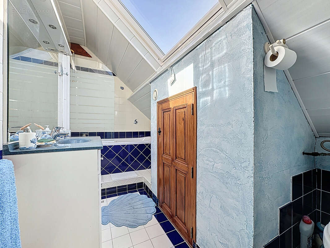 Maison à MONTMIRAIL