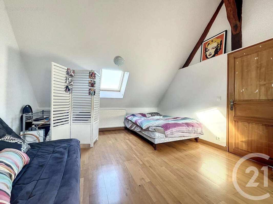 Maison 175 m² à Nangis  - photo 16