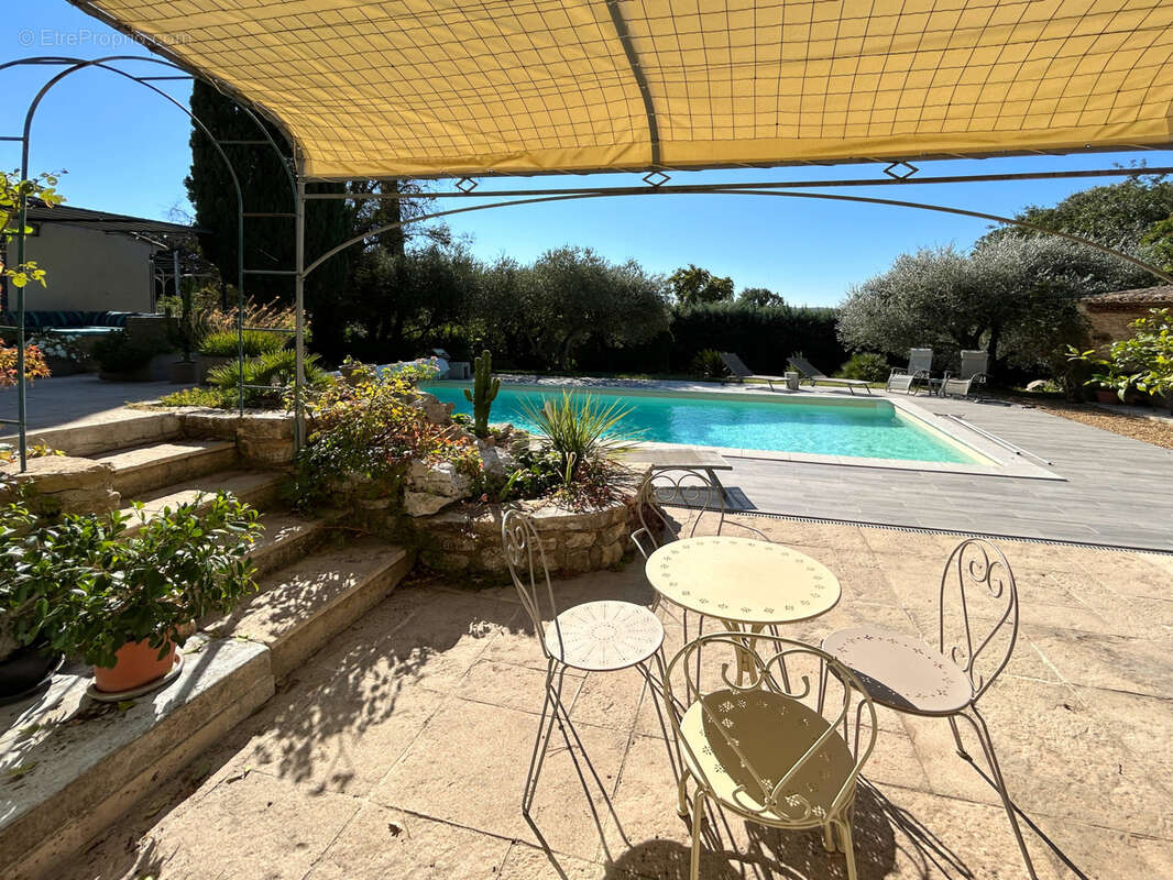 Maison à SAINT-QUENTIN-LA-POTERIE