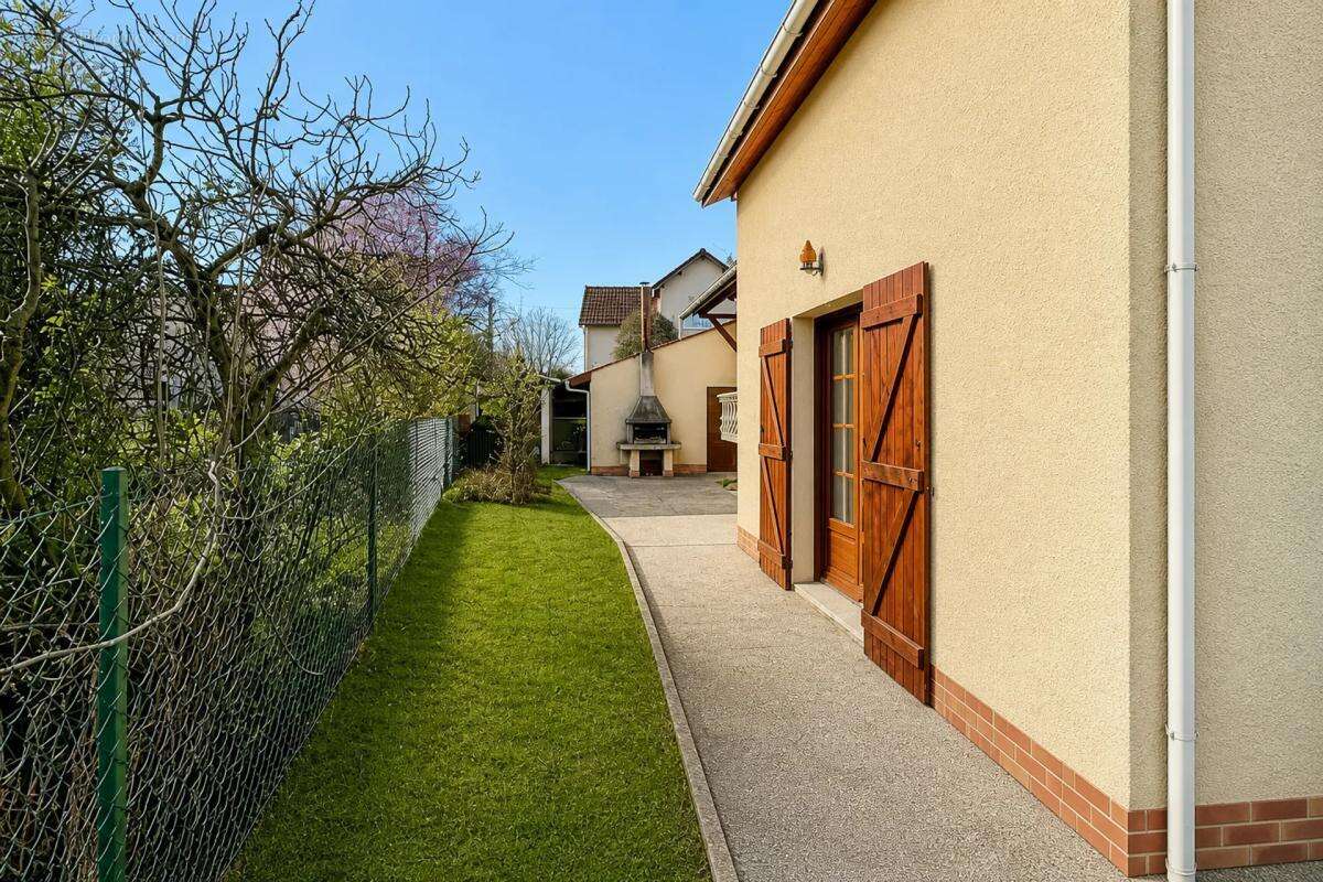 Maison familiale avec jardin à Vitry-le-François - photo 15
