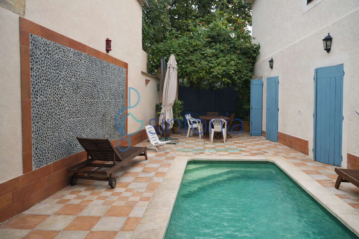 Maison à AUBAIS