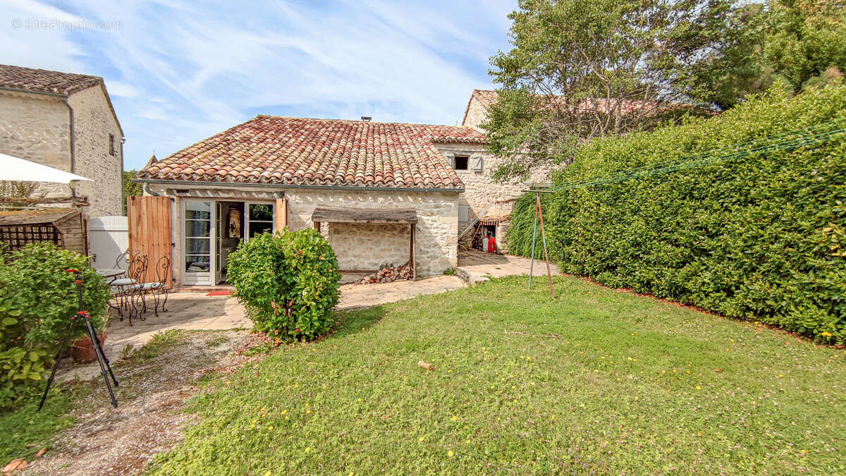 Maison à BAGAT-EN-QUERCY
