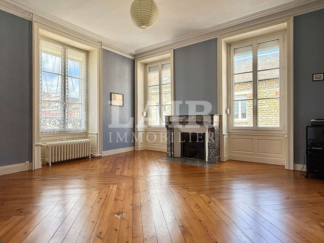 Grande maison de maître quartier Lancrel - Réf 15325 - photo 9