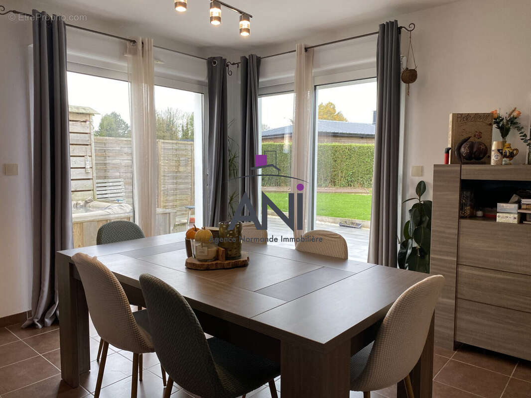 Maison à VEULES-LES-ROSES