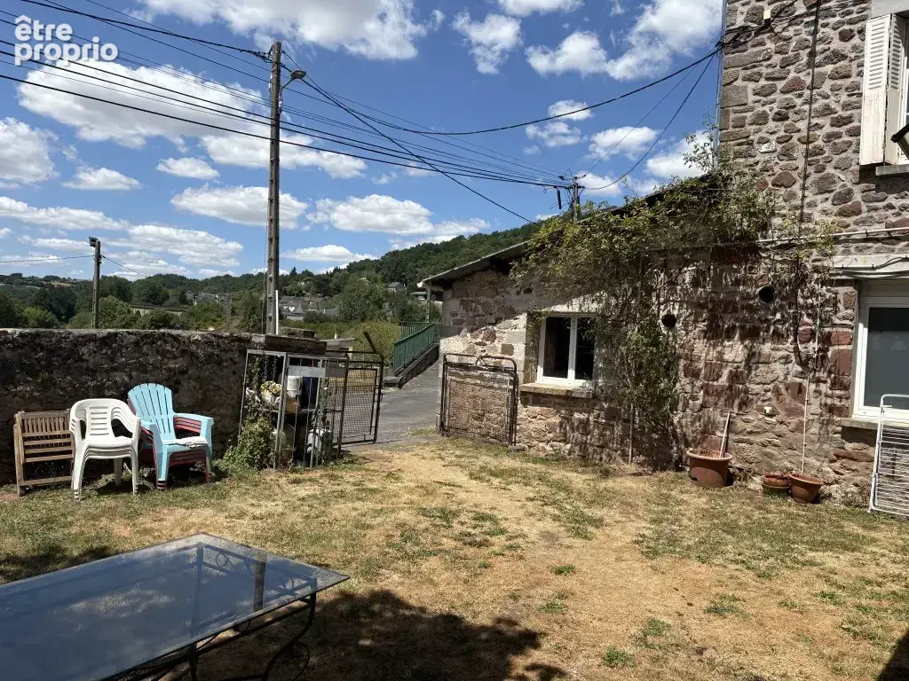 Entre Objat et Pompadour, bourg de Vignols - photo 9