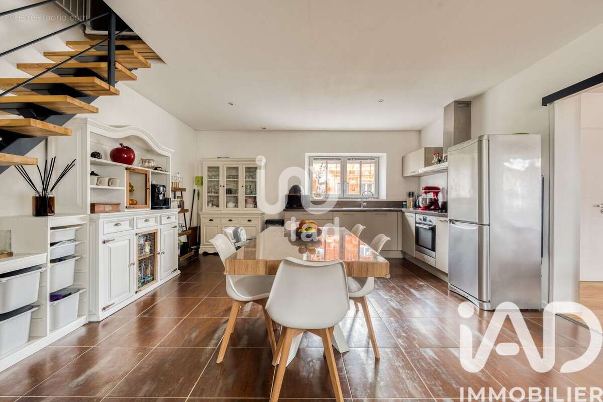 Photo 4 - Appartement à BRIE-COMTE-ROBERT