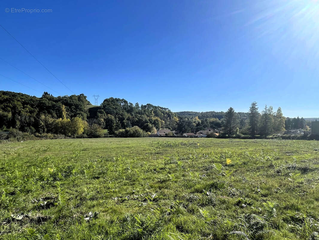 Terrain à VILLAMBLARD