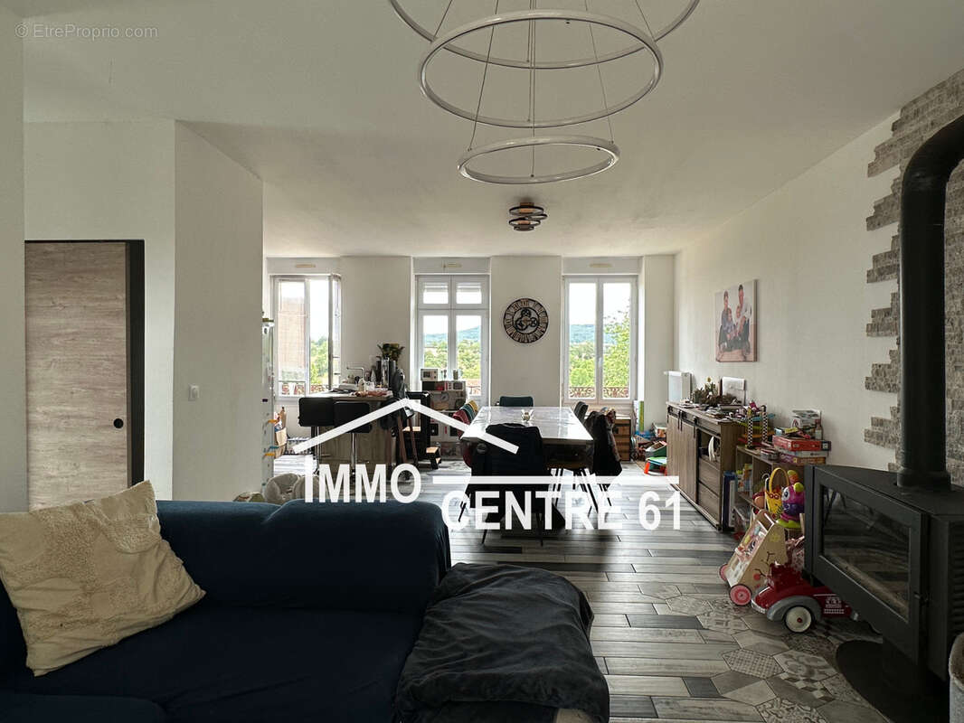 Maison de caractère sur 2000m2 de terrain - photo 4