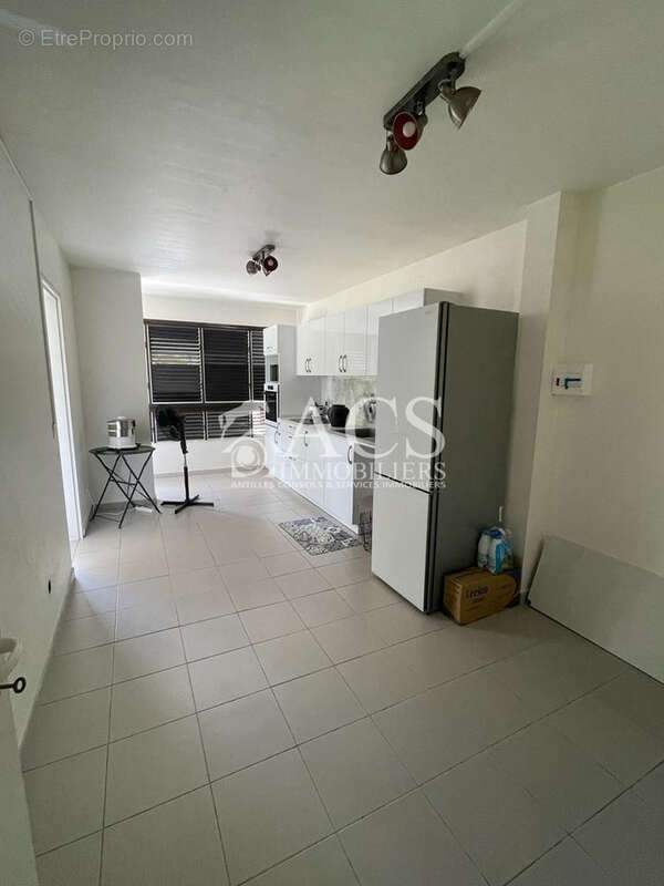 Appartement T3  Résidence Le Parc de Cluny - FORT-DE-FRANCE - photo 3