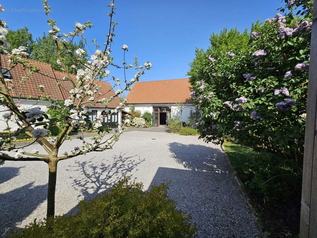 Maison à BEUVREQUEN