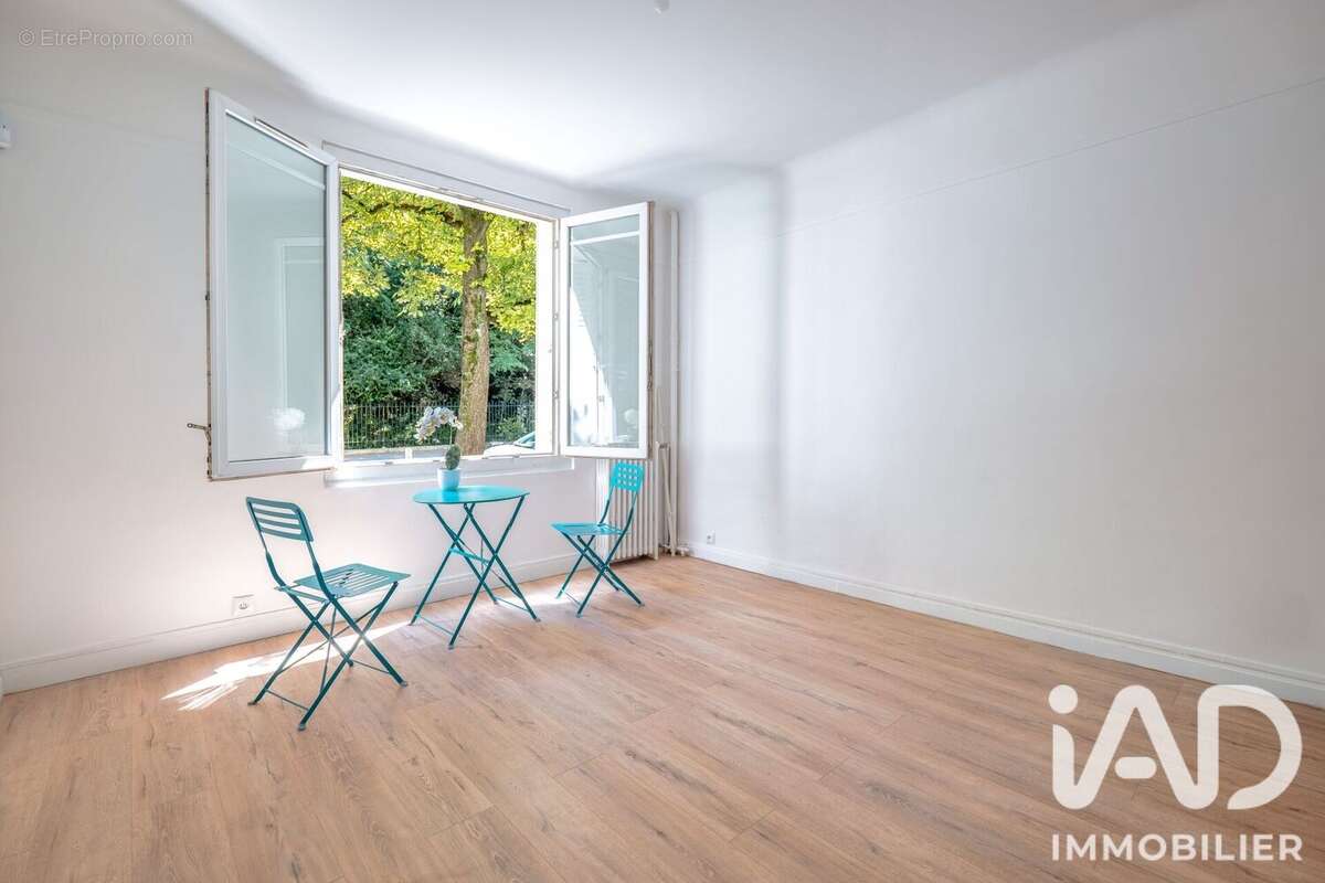 Appartement 44 m² à Paris-19e  - photo 2