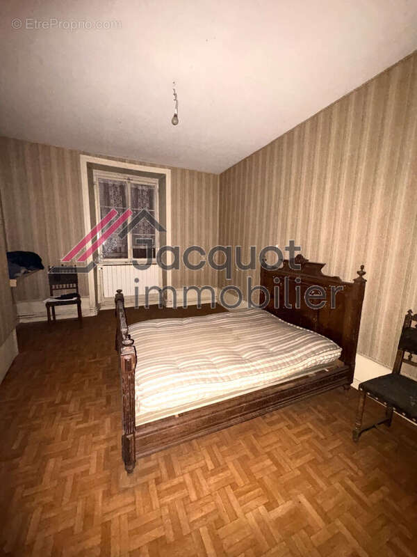 Maison 230 m² à Champagnole  - photo 7