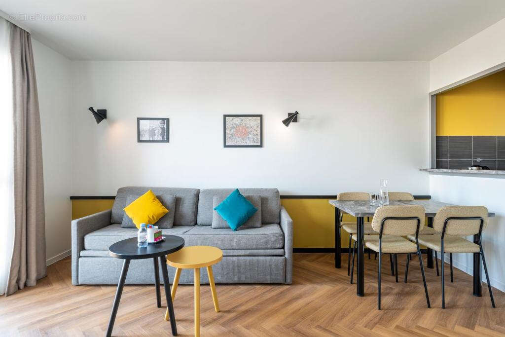 Appartement à MONTROUGE