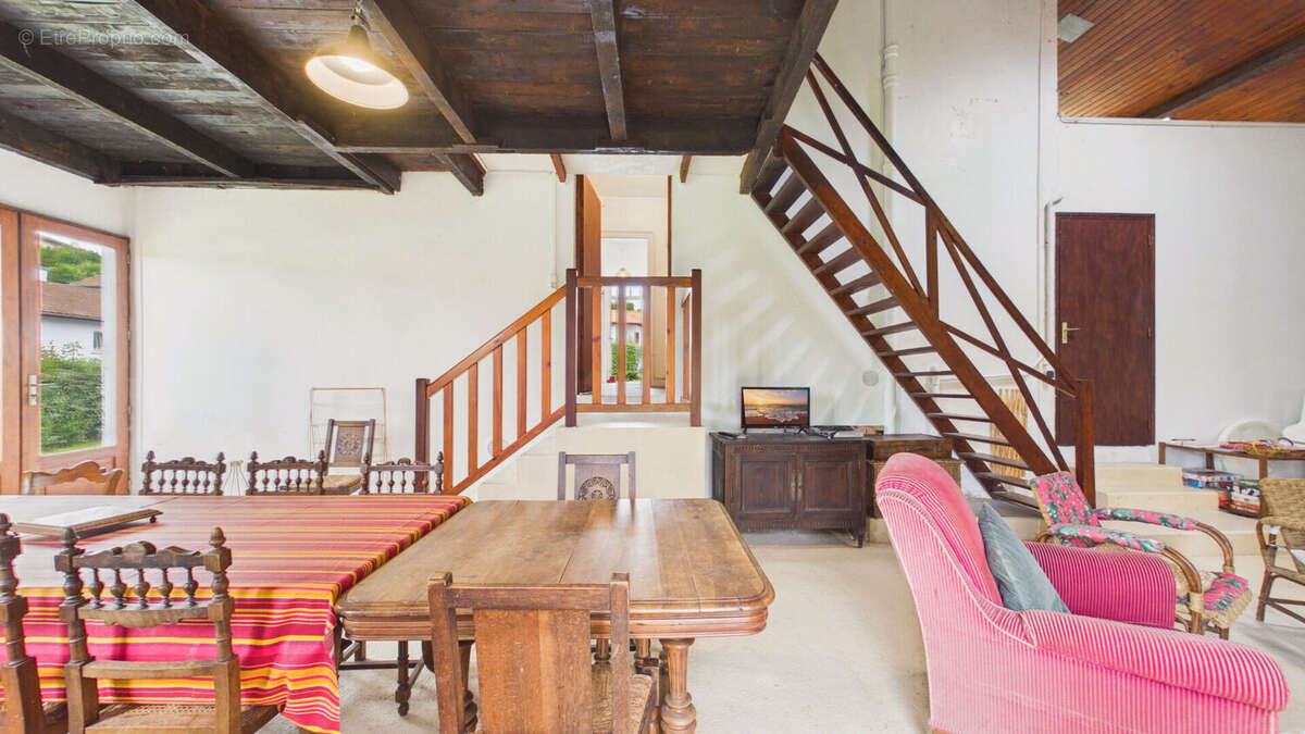 Aux portes de Biarritz, maison familiale de 5 chambres dans un environnement privilégié - photo 5