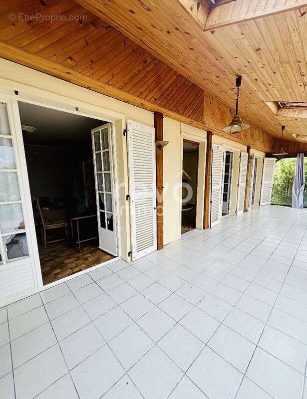 Maison à LE COUDRAY-MACOUARD