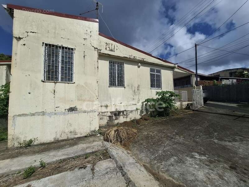 Maison à FORT-DE-FRANCE