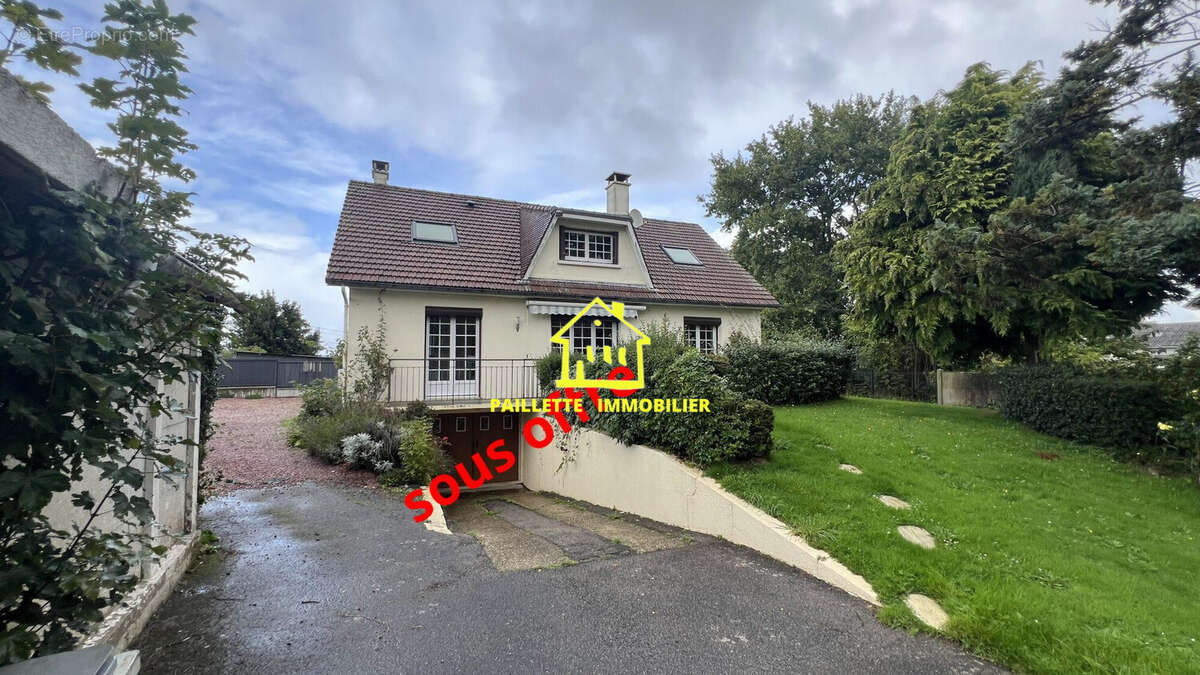 Maison à EPREVILLE