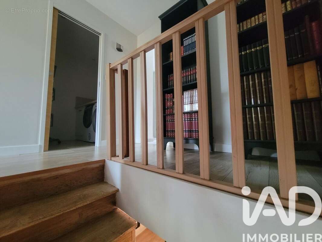 Maison 180 m² à Pouzauges  - photo 8
