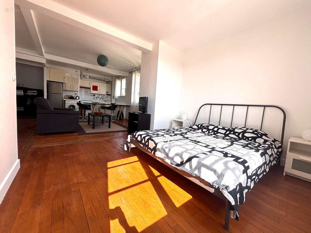 Appartement à PARIS-19E