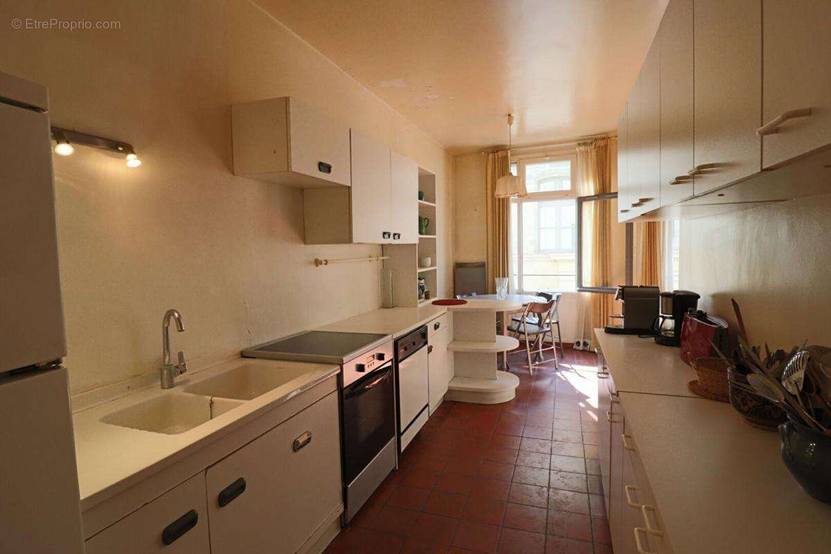 Appartement Avignon 4 pièce(s) 98 m2 - photo 5
