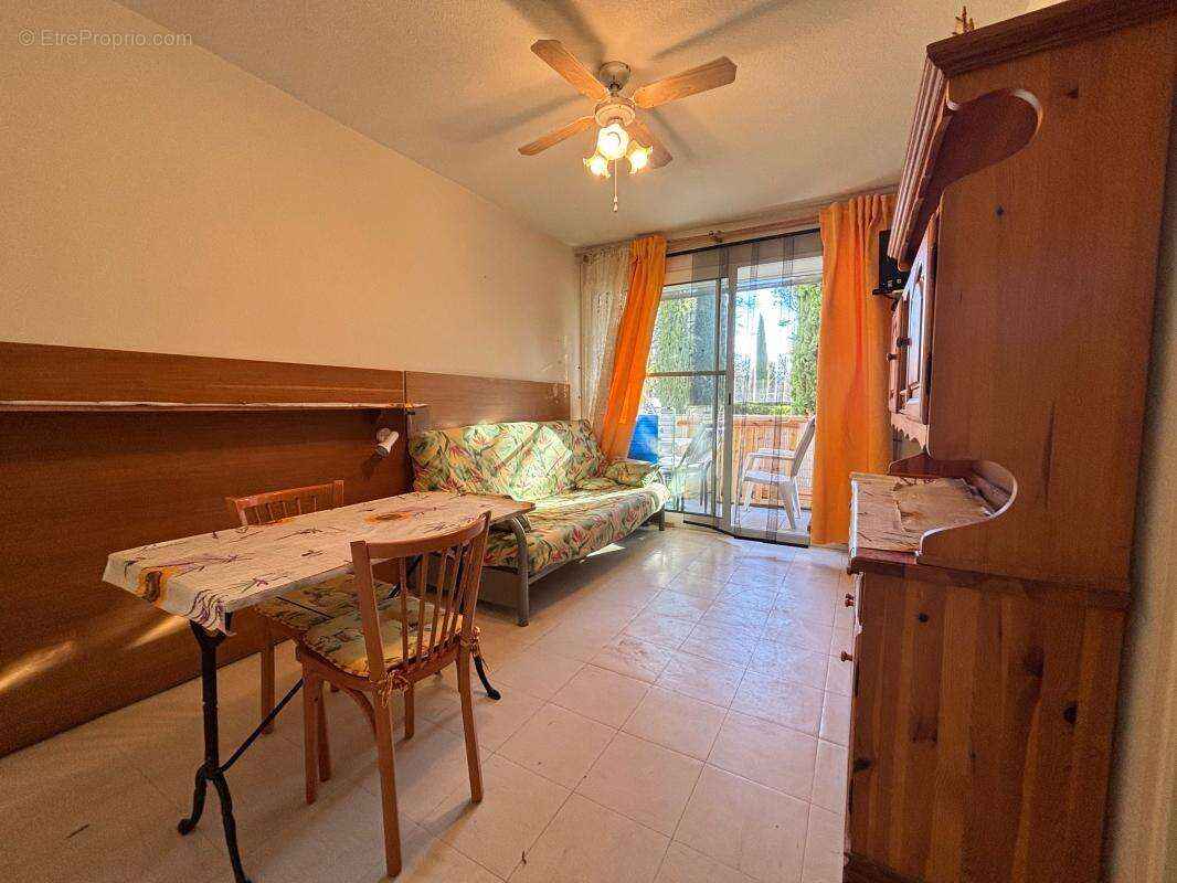 Appartement à GREOUX-LES-BAINS