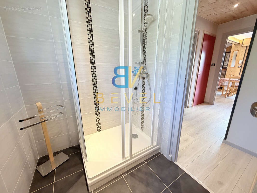 (73) LA TOUSSUIRE - Rare chalet familial - 4 appartements indépendants - Vue panoramique & sublime jardin - photo 22