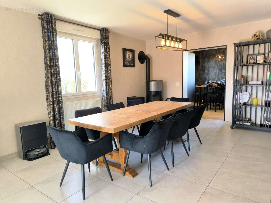 Maison à ELLON