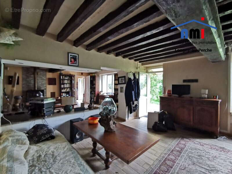 Maison à LONGNY-AU-PERCHE