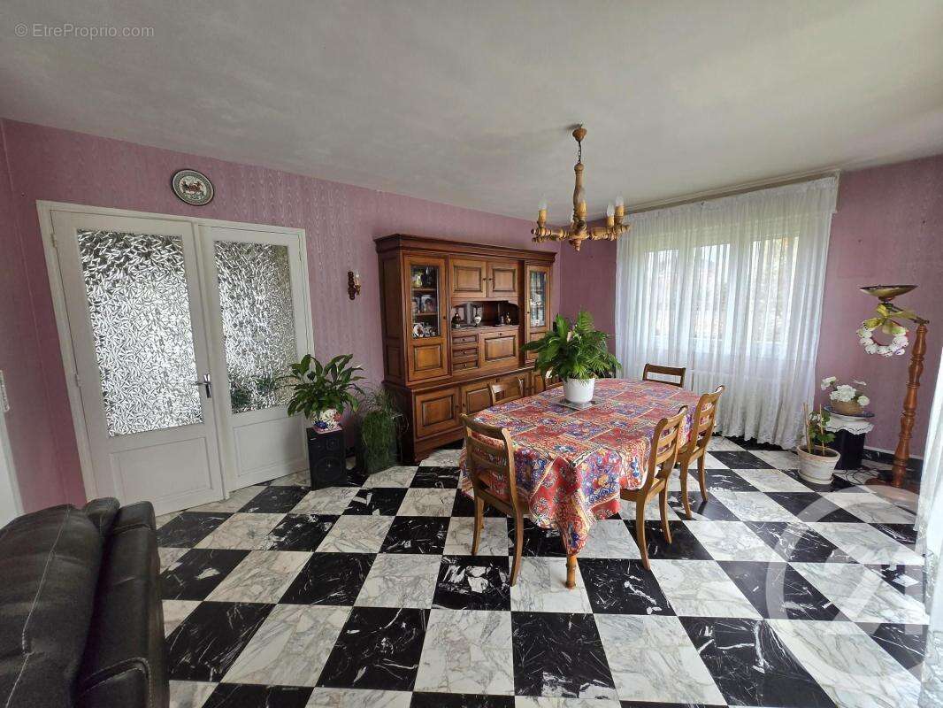 Maison à SACY-LE-GRAND