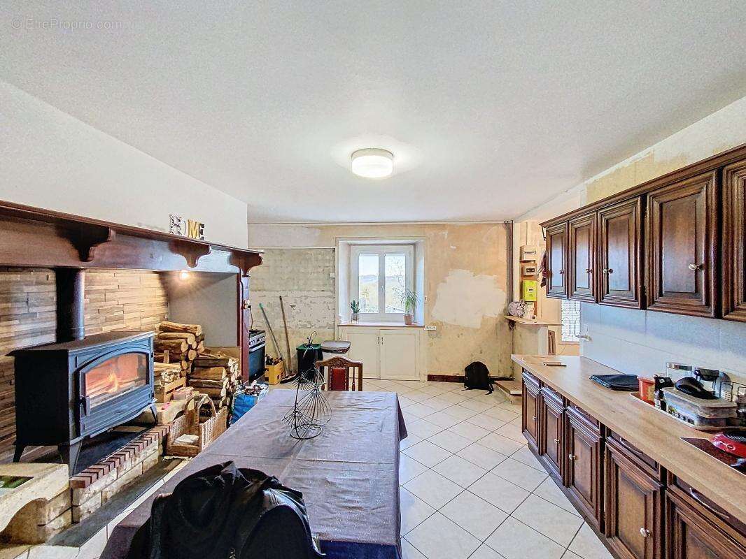 Maison à SAINT-BONNET-L&#039;ENFANTIER